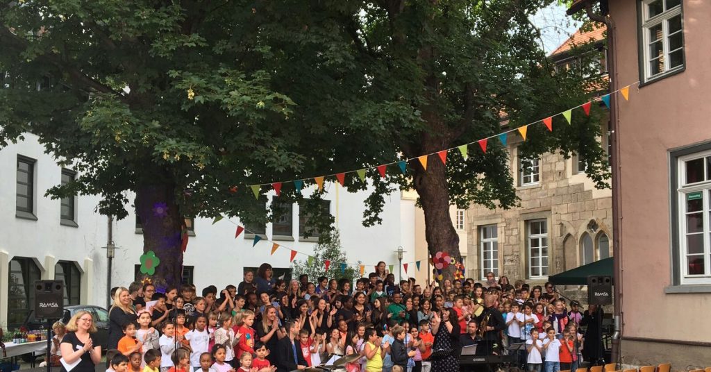 Abschlusskonzert - Unsere ganze Schule singt